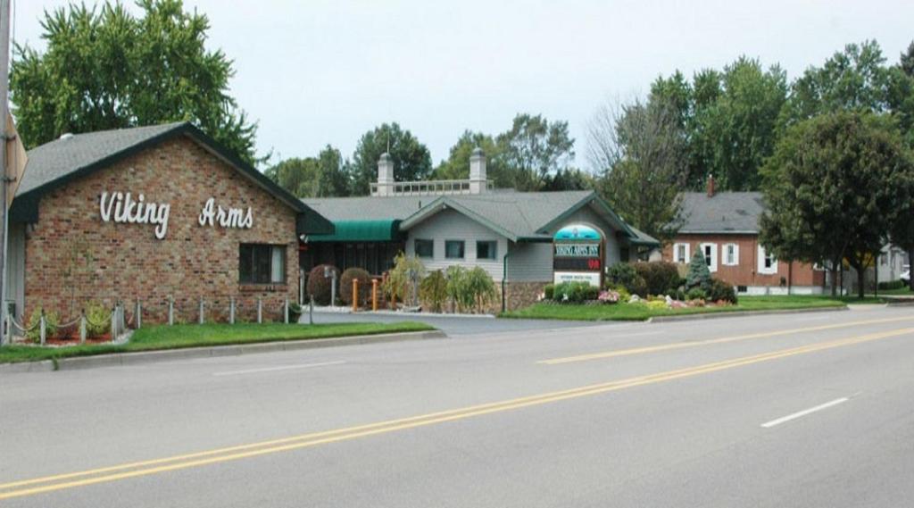 Viking Arms Inn - Ludington Buitenkant foto